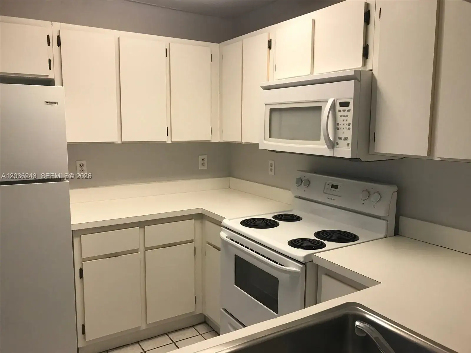 2 bedroom 2 bath Residential for sale at 9810 Hammocks Blvd # 202, Miami FL 33196