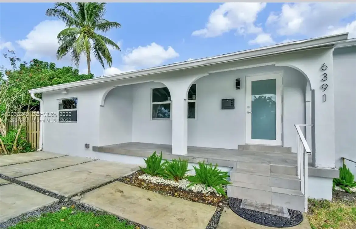 3 bedroom 2 bath Residential Lease for rent at 6391 SW 39th St, Miami FL 33155