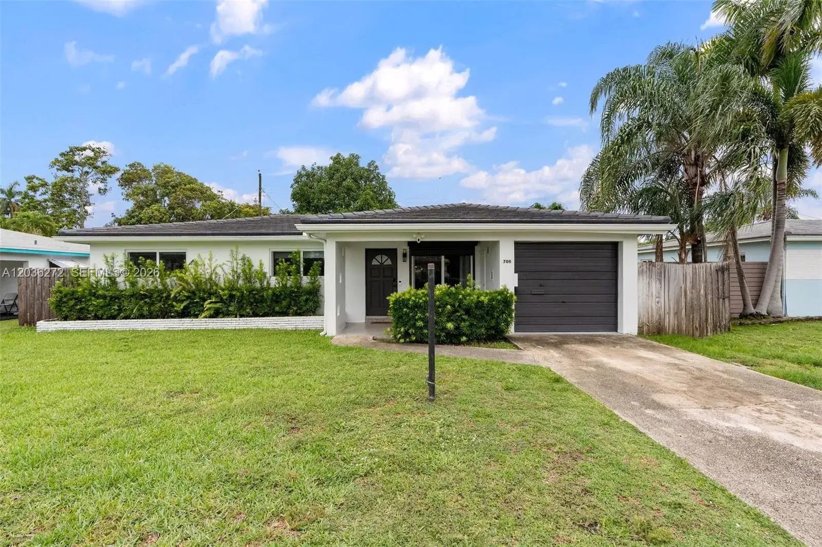3 bedroom 2 bath Residential for sale at 706 N 32nd Ct, Hollywood FL 33021