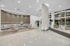 1 bedroom 1 bath Residential Lease for rent at 18800 NE 29th Ave # 707, Aventura FL 33180