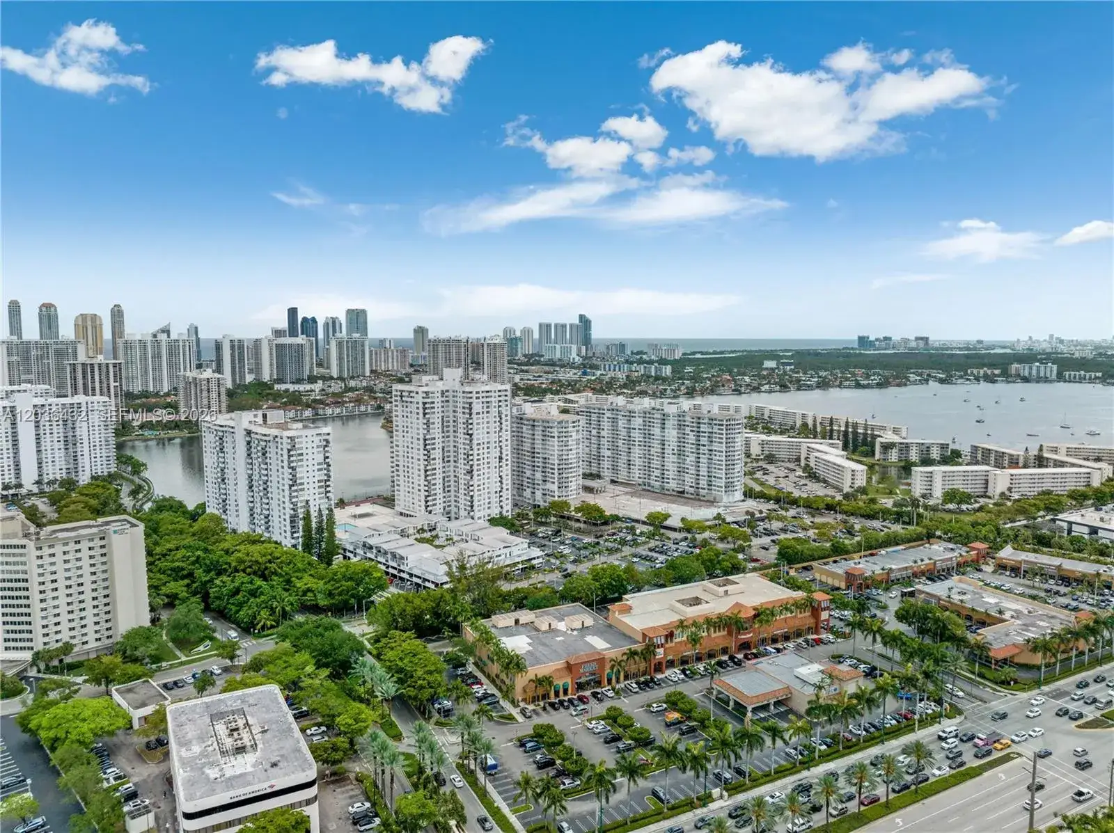 2 bedroom 2 bath Residential Lease for rent at 2750 NE 183rd St # 504, Aventura FL 33160