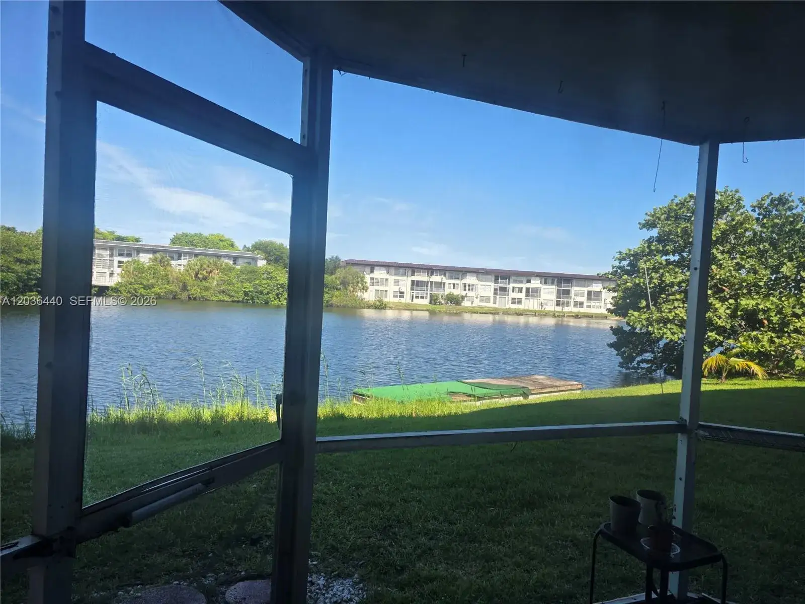 1 bedroom 1 bath Residential for sale at 1304 NE 191st St # 128, Miami FL 33179