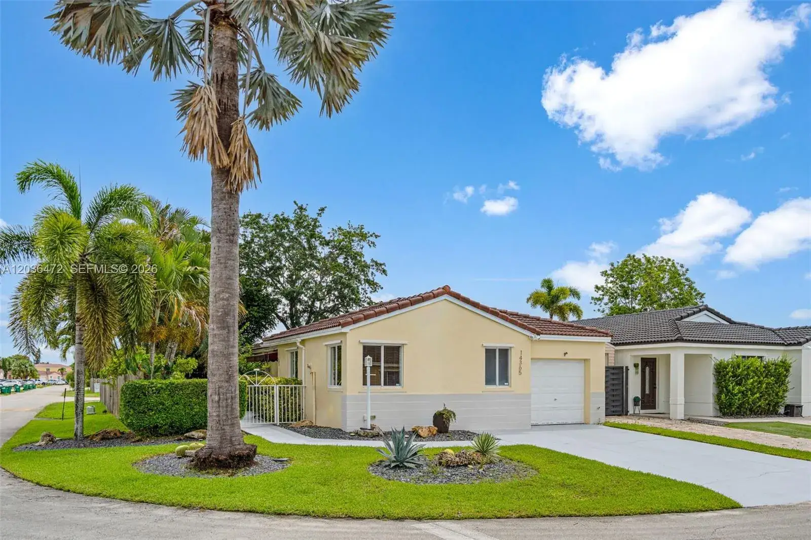 3 bedroom 2 bath Residential for sale at 14365 SW 175th Ter, Miami FL 33177