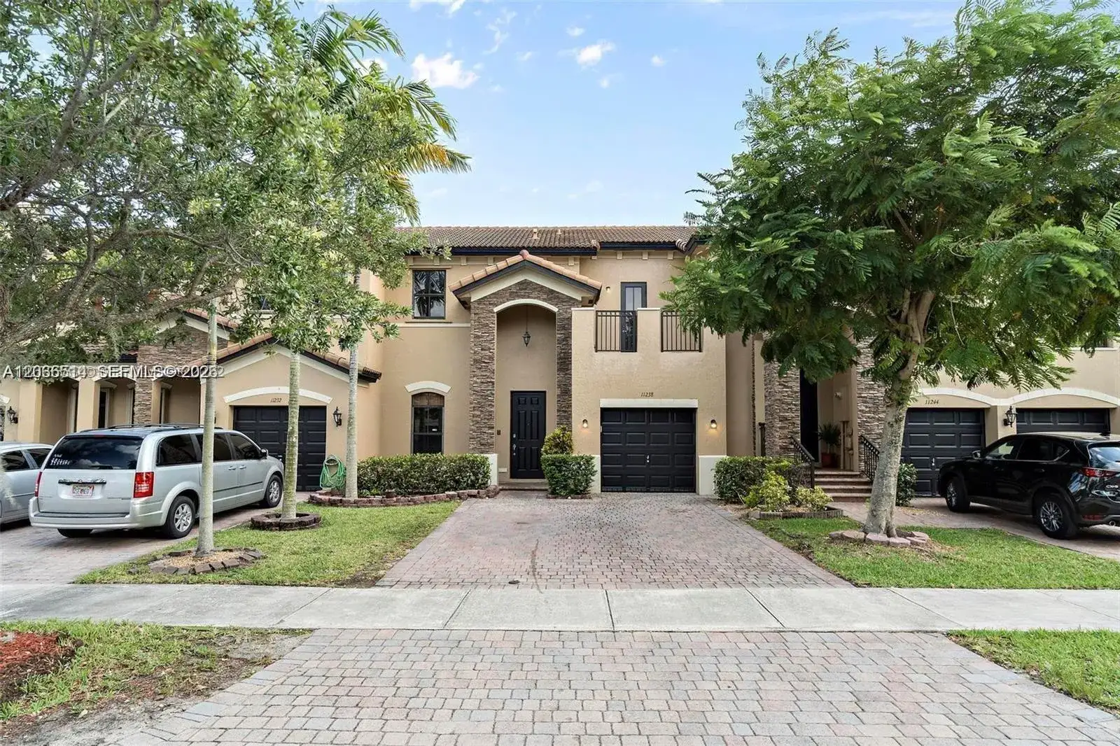 3 bedroom 2 bath Residential Lease for rent at 11238 SW 238th St, Homestead FL 33032
