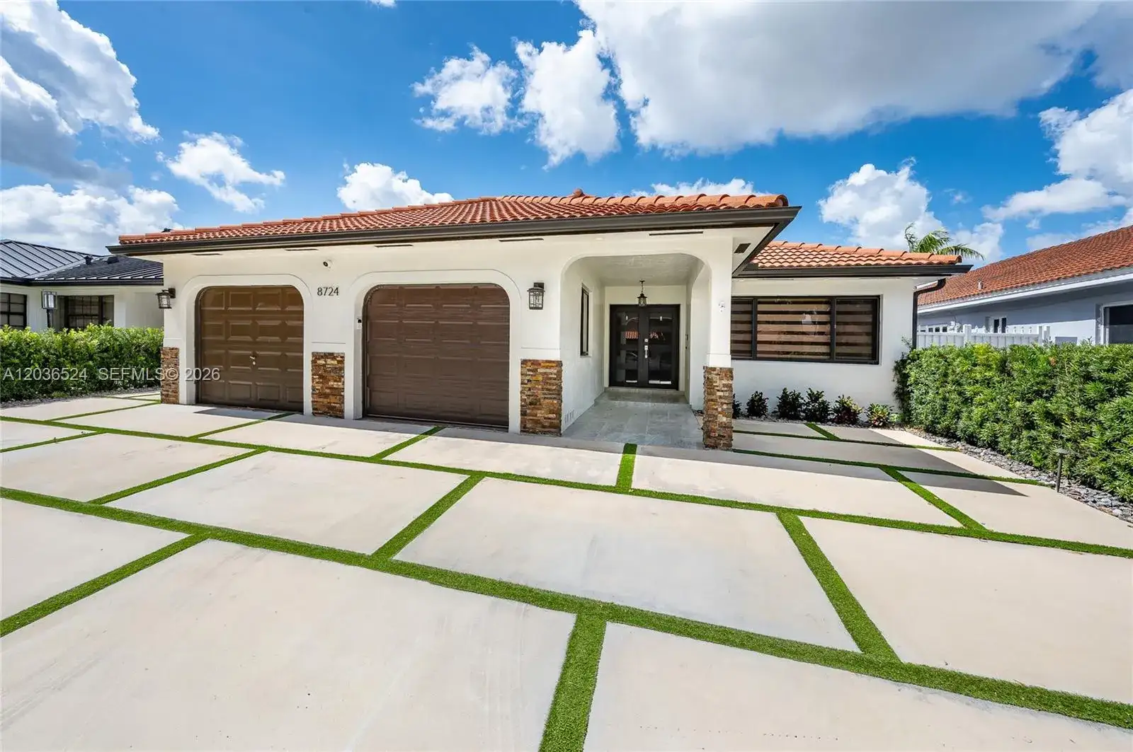 3 bedroom 2 bath Residential for sale at 8724 NW 149th Ter, Miami Lakes FL 33018