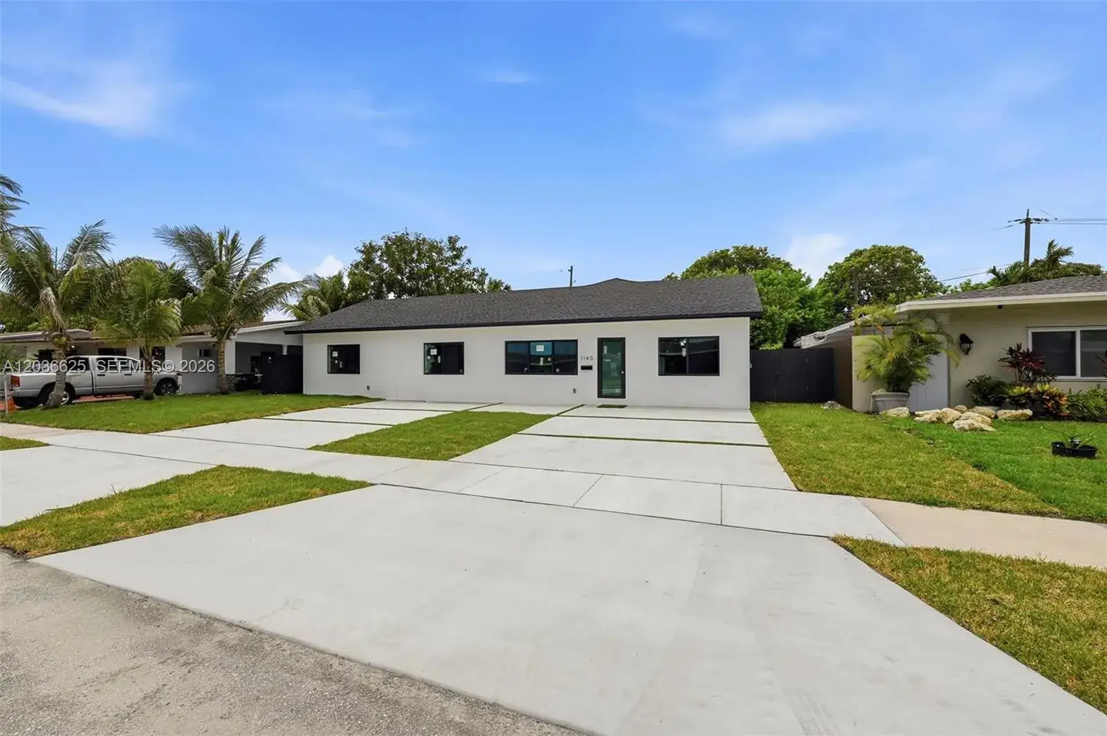 1140 NE 201st Ter, Miami FL 33179