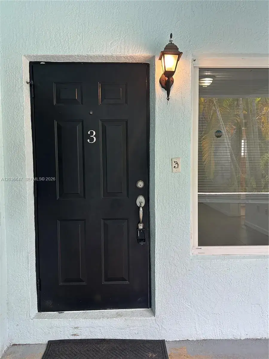 1 bedroom 1 bath Residential Lease for rent at 1945 Calais Dr # 3, Miami Beach FL 33141