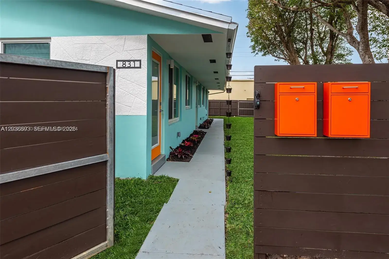 831 NE 40th St # 3, Oakland Park FL 33334