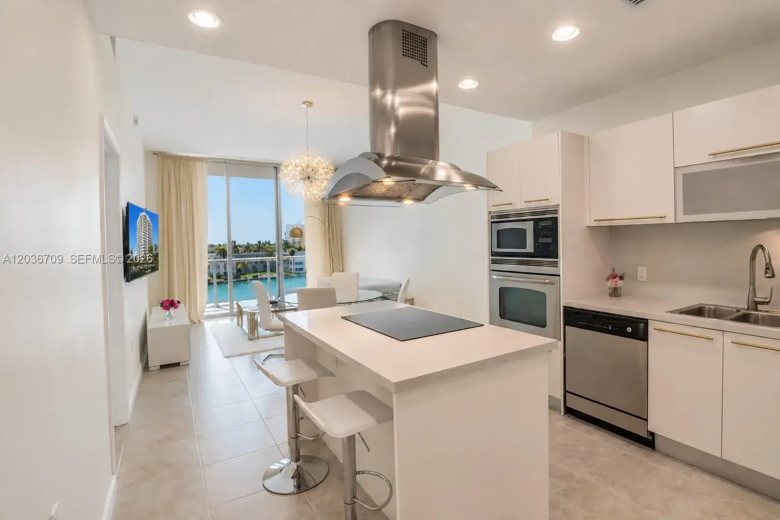 2 bedroom 2 bath Residential for sale at 7930 East Dr # 506, North Bay Village FL 33141