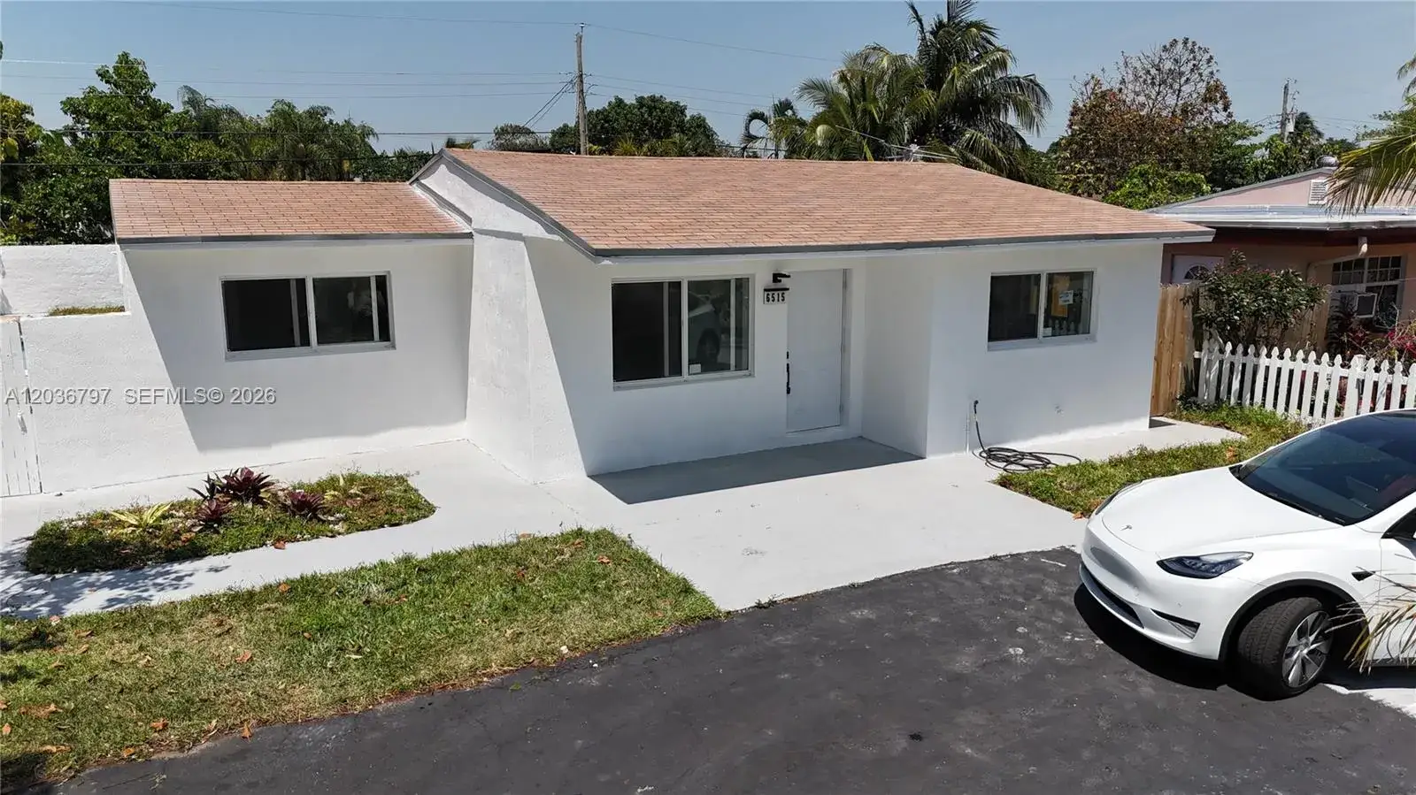 3 bedroom 2 bath Residential Lease for rent at 6515 SW 20th Ct, Miramar FL 33023