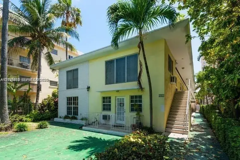 1 bath Residential Lease for rent at 825 Euclid Ave # 4, Miami Beach FL 33139