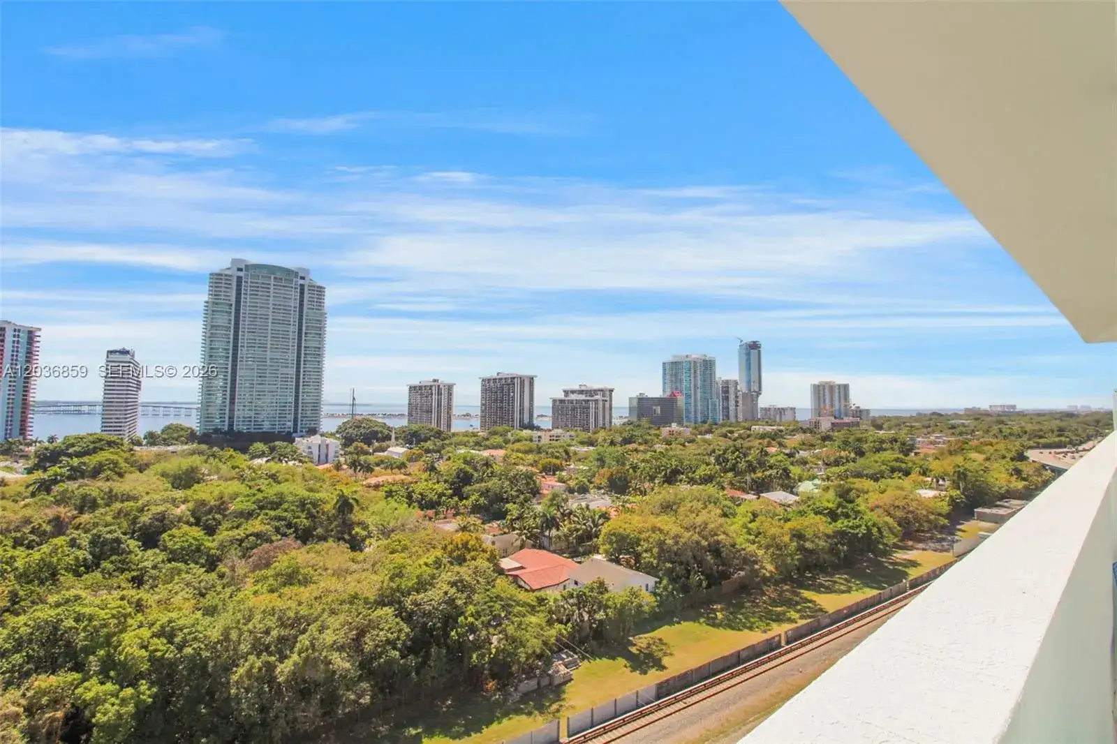 1 bedroom 1 bath Residential for sale at 1600 SW 1st Ave # 713, Miami FL 33129
