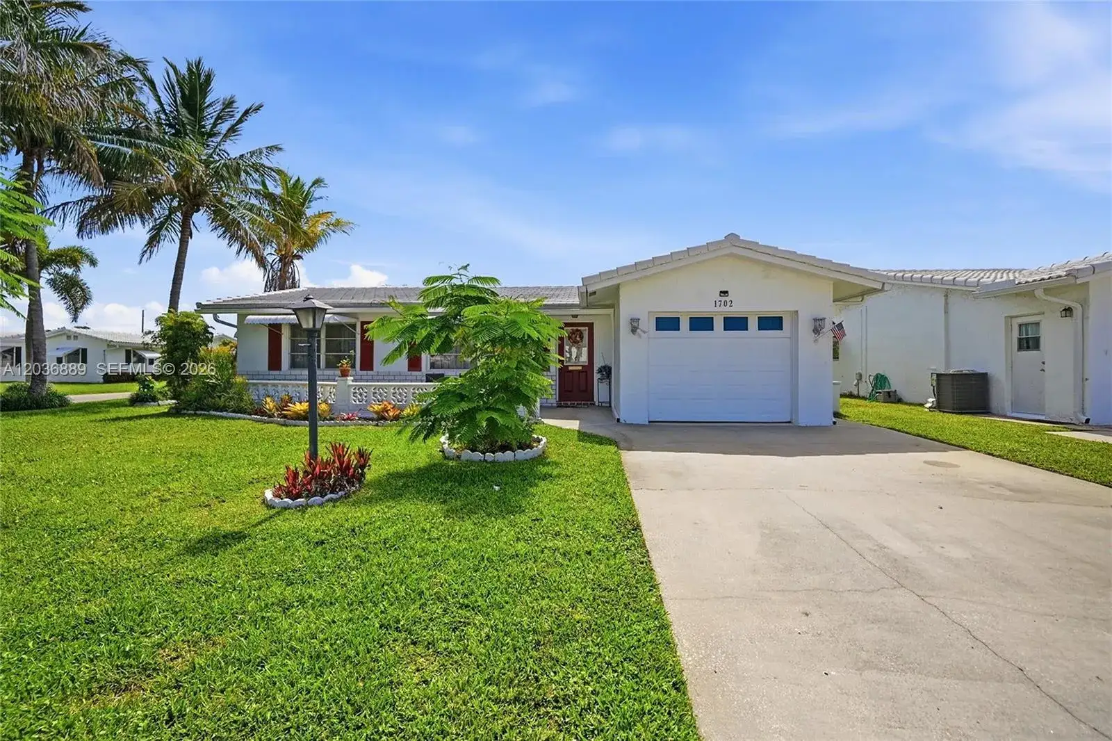2 bedroom 2 bath Residential for sale at 1702 SW 22nd St, Boynton Beach FL 33426