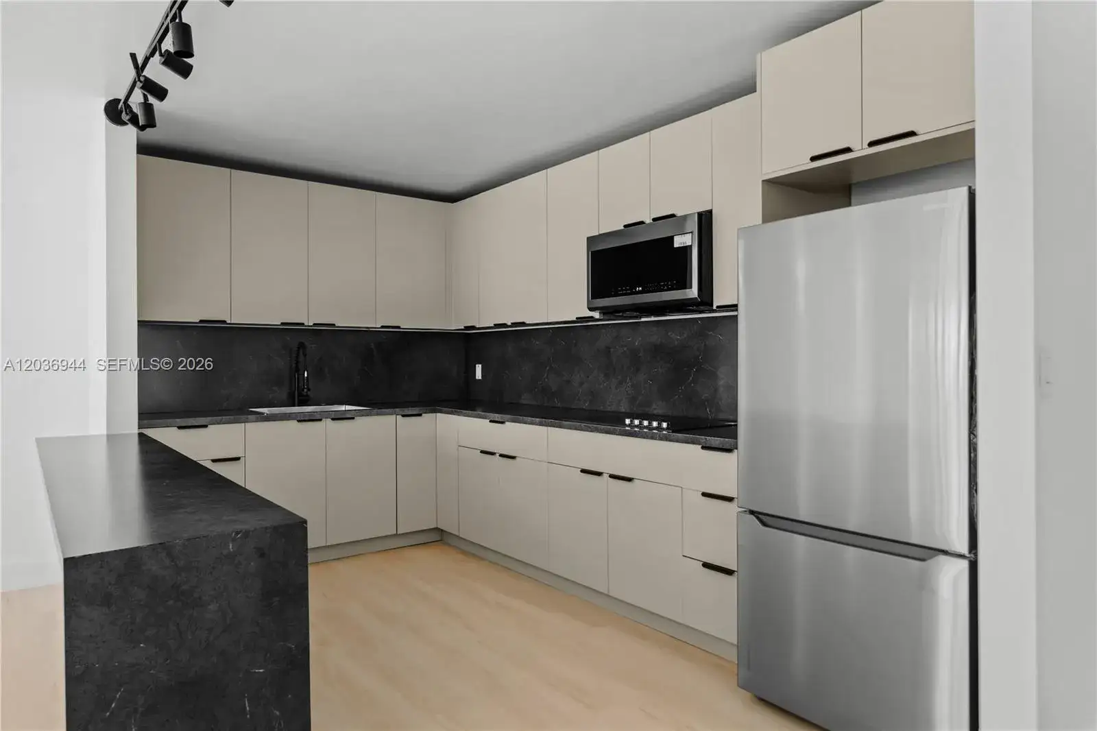 2 bedroom 1 bath Residential Lease for rent at 14840 Naranja Lakes Blvd, Homestead FL 33032