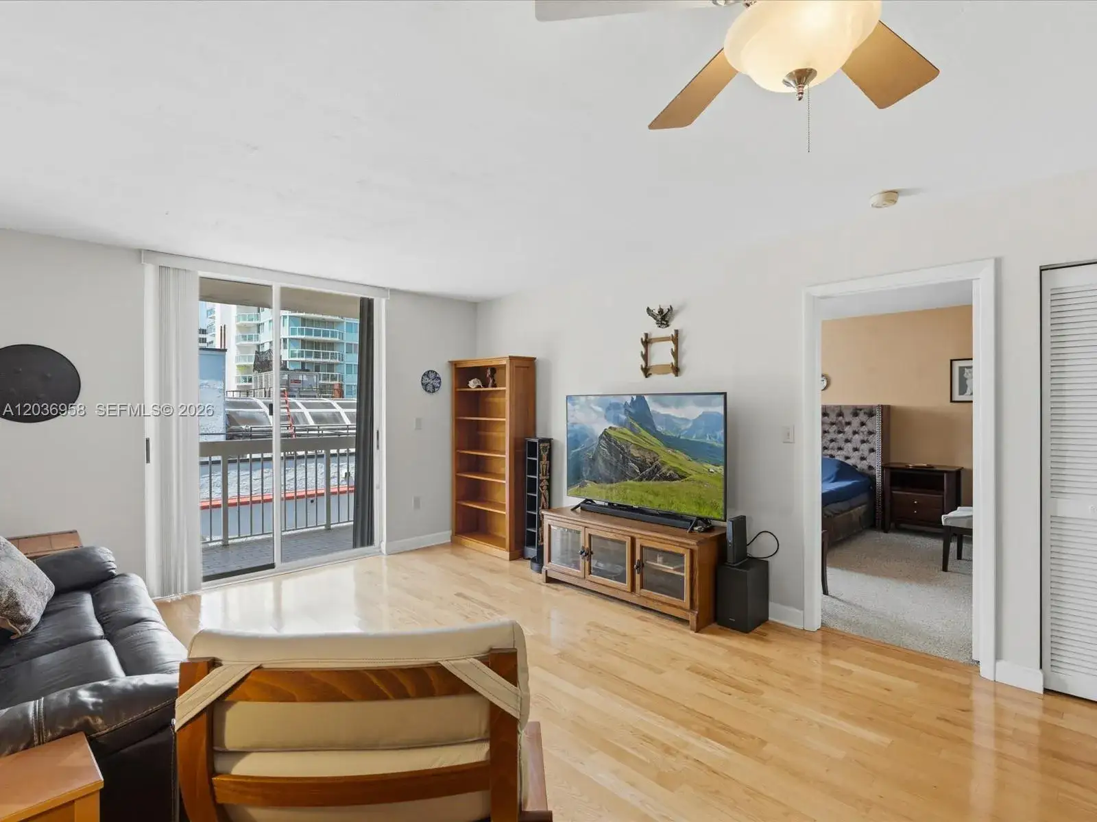 1 bedroom 1 bath Residential Lease for rent at 3588 Collins Ave # 504, Miami Beach FL 33140