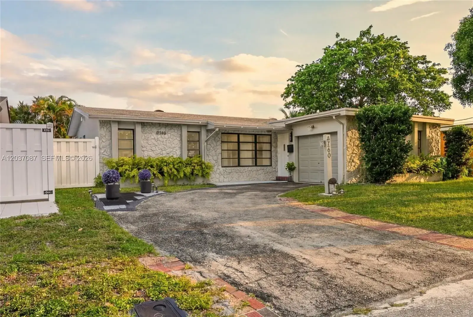 3 bedroom 2 bath Residential for sale at 8580 NW 20th Ct, Sunrise FL 33322