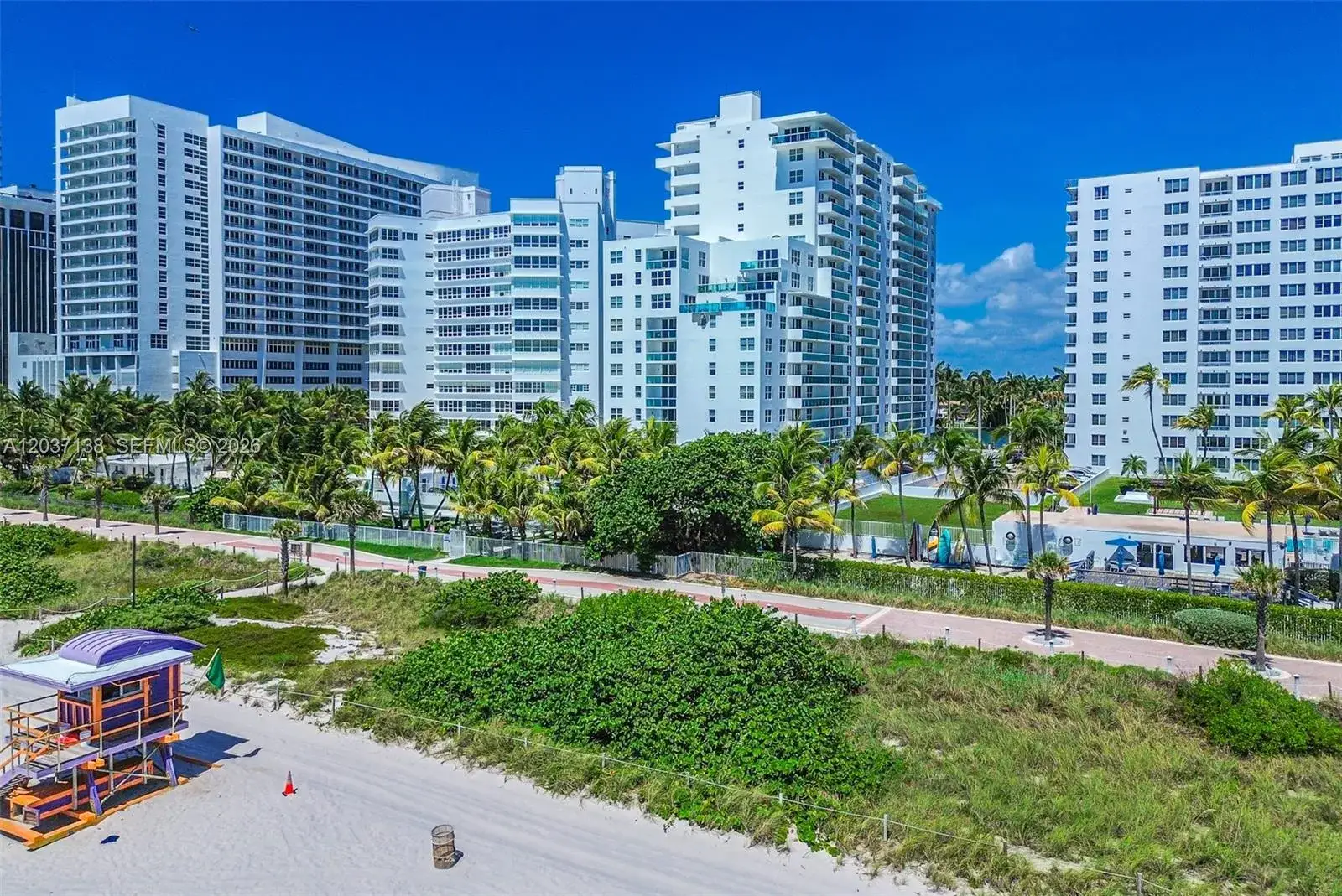 1 bedroom 1 bath Residential for sale at 5001 Collins Ave # 6E, Miami Beach FL 33140