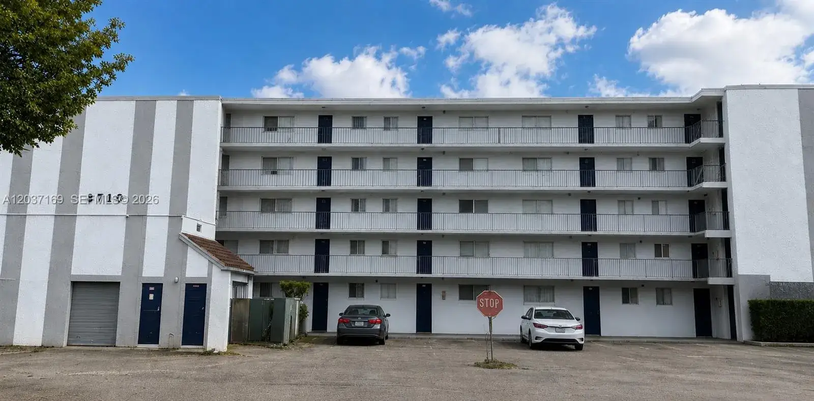 2 bedroom 2 bath Residential for sale at 8710 N Sherman Cir # 506, Miramar FL 33025