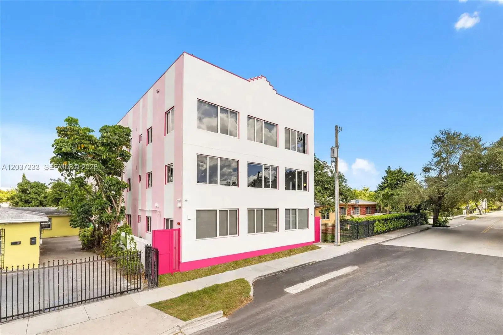 1 bedroom 1 bath Residential Lease for rent at 315 NW 32 ST # 101, Miami FL 33127