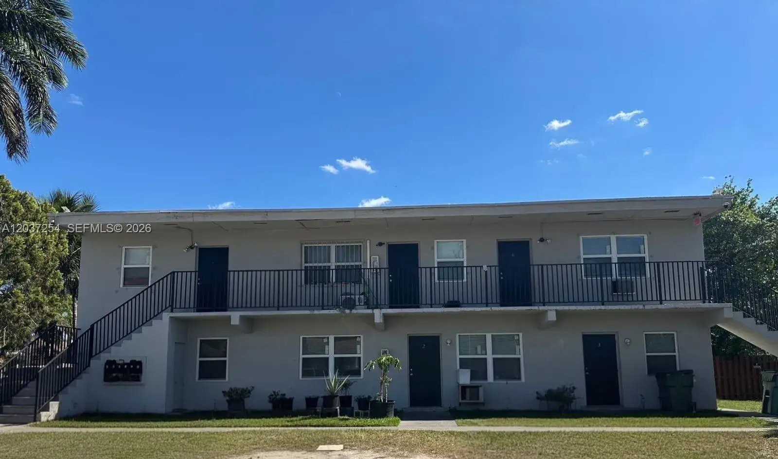 1 bedroom 1 bath Residential Lease for rent at 186 NW 1st St # 1, Homestead FL 33030