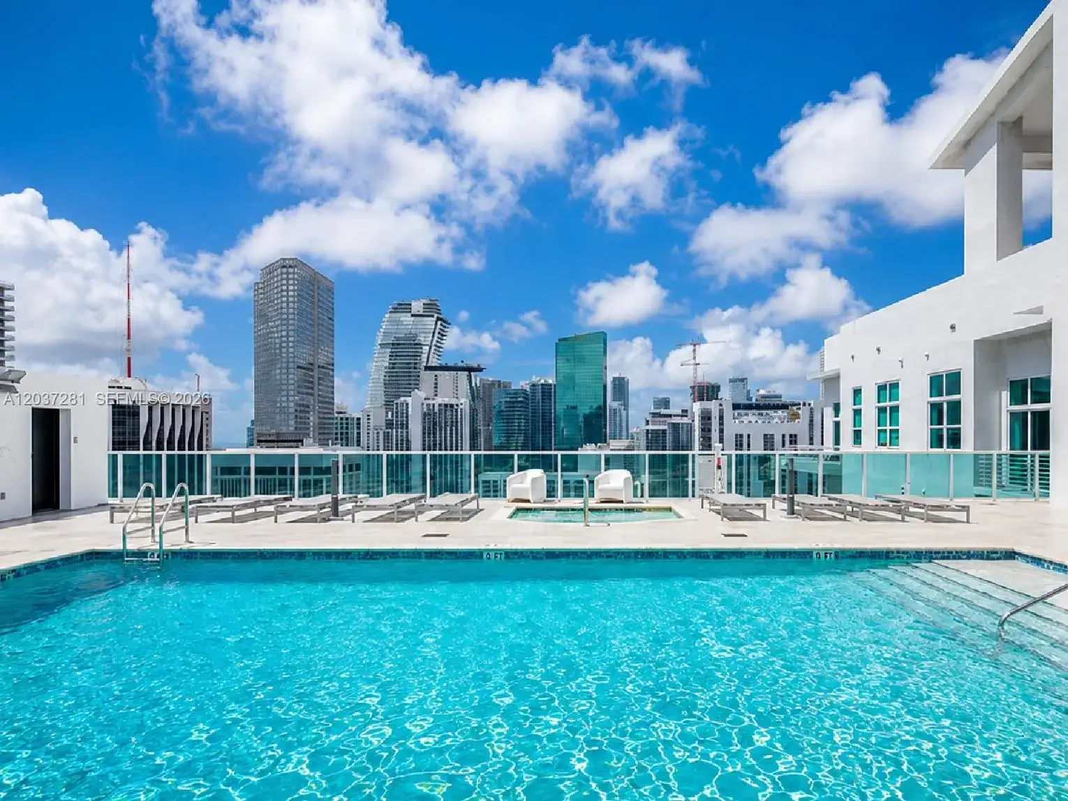 2 bedroom 1 bath Residential Lease for rent at 133 NE 2nd Ave # 1508, Miami FL 33132