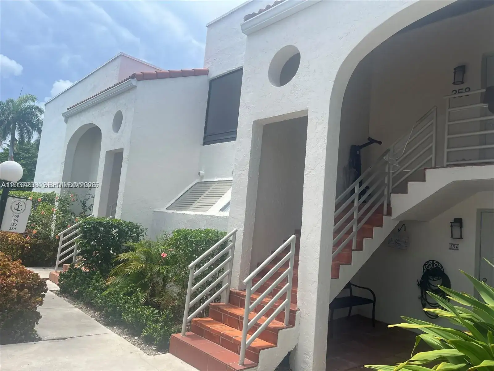 2 bedroom 2 bath Residential Lease for rent at 3545 Magellan Cir # 5, Aventura FL 33180