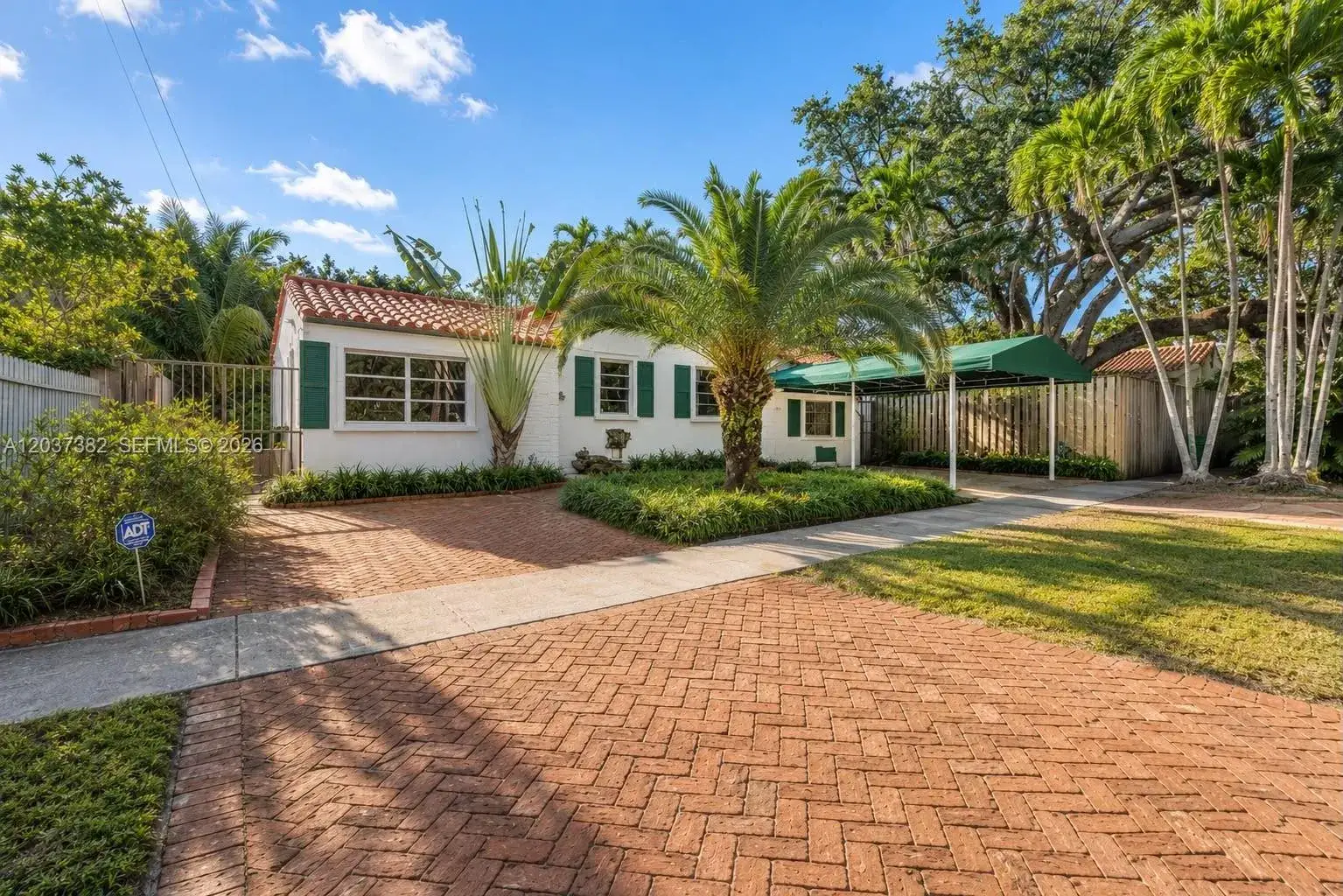 3 bedroom 2 bath Residential Lease for rent at 2550 Trapp Ave, Miami FL 33133