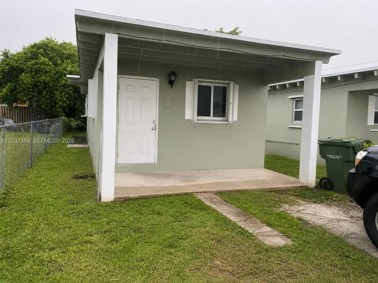 2 bedroom 1 bath Residential Lease for rent at 614 SW 10th Ave # 2, Homestead FL 33030