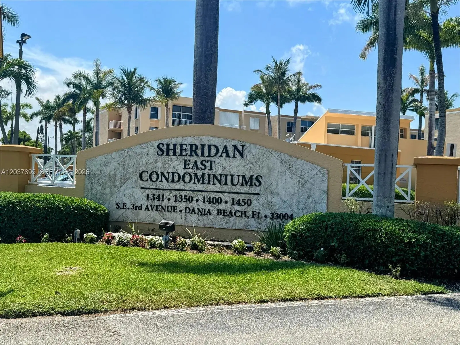 1 bedroom 1 bath Residential Lease for rent at 1341 SE 3rd Ave # 112, Dania Beach FL 33004