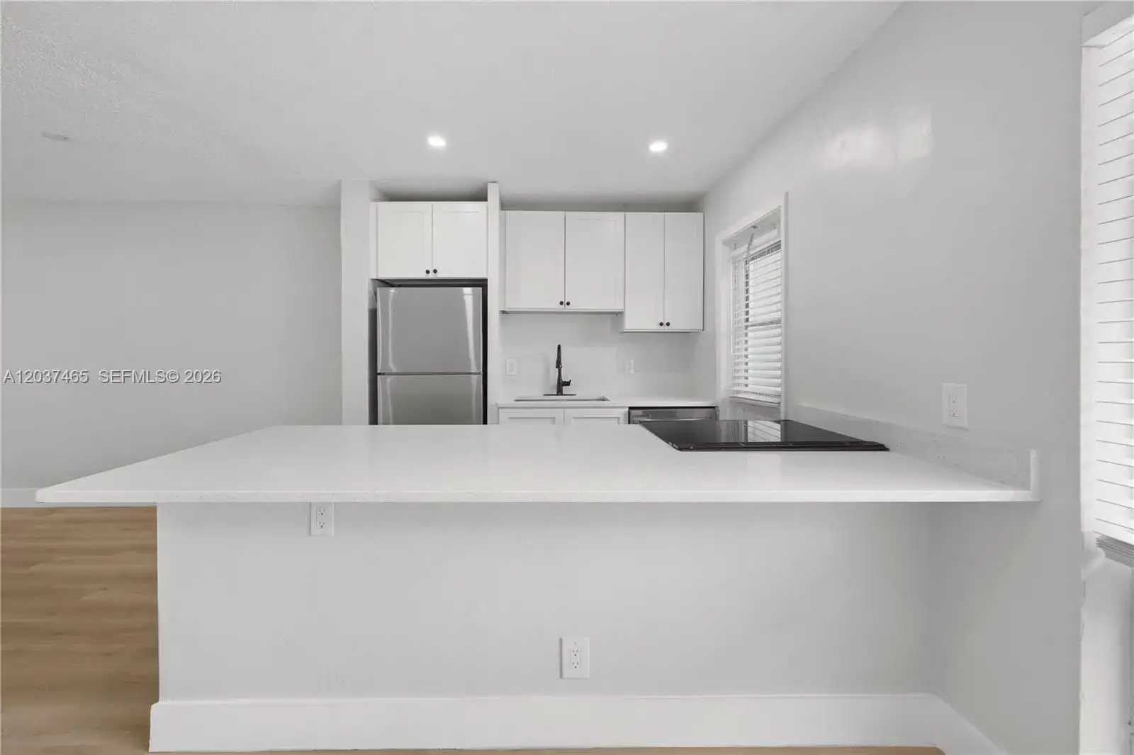 1 bedroom 1 bath Residential Lease for rent at 5450 Hollywood Blvd # 210, Hollywood FL 33021