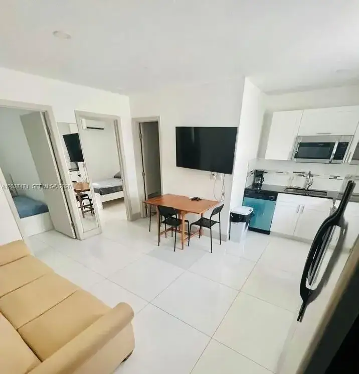 2 bedroom 1 bath Residential Lease for rent at 1145 NW 28th St # B, Miami FL 33127