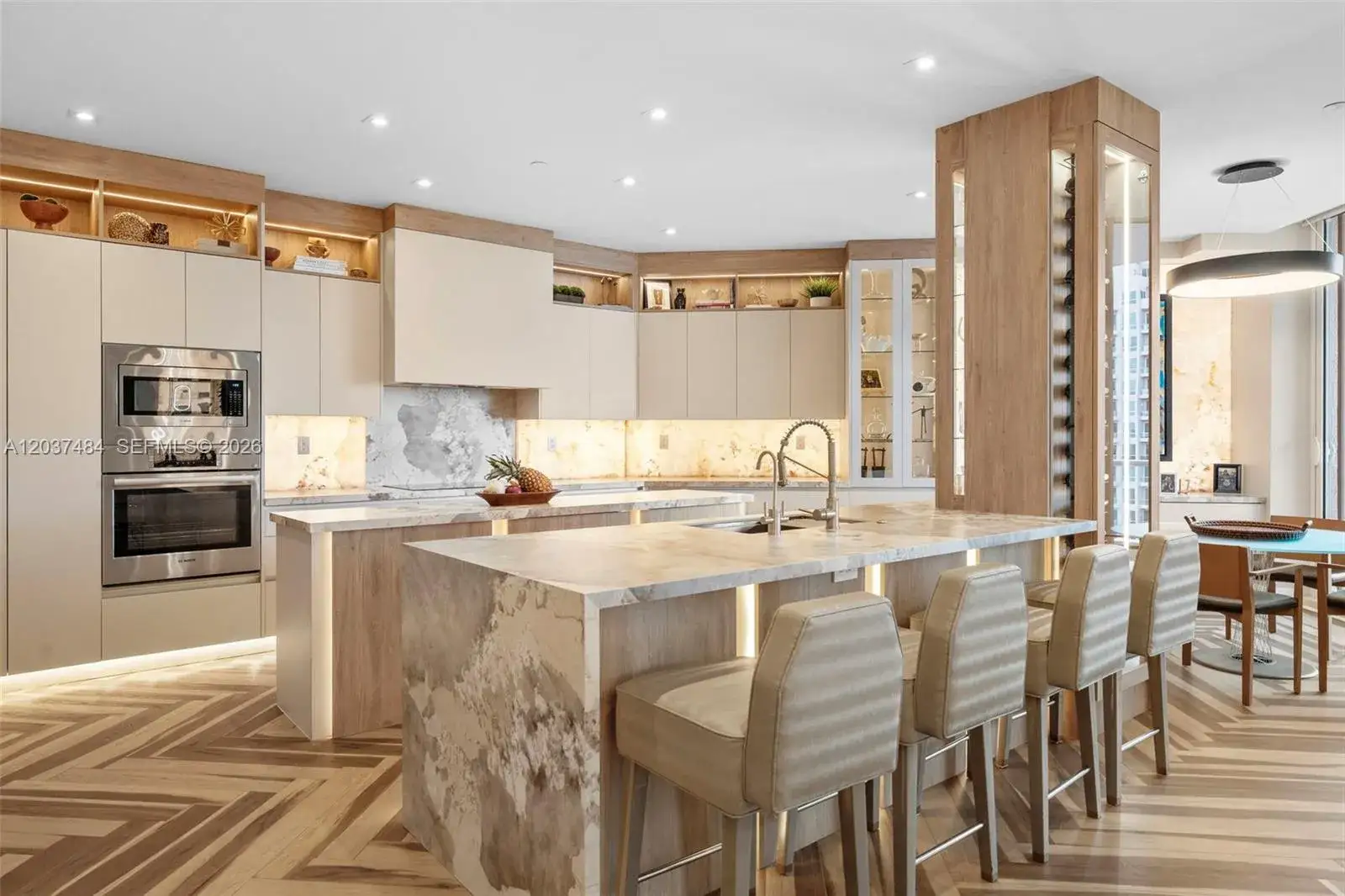 3 bedroom 3 bath Residential Lease for rent at 60 Edgewater Dr # 11F, Coral Gables FL 33133