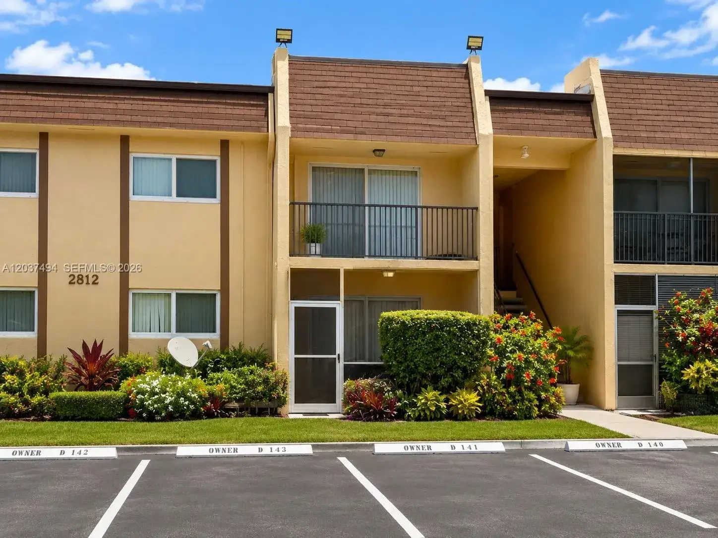 2 bedroom 2 bath Residential Lease for rent at 2812 NW 55th Ave # 2A, Lauderhill FL 33313