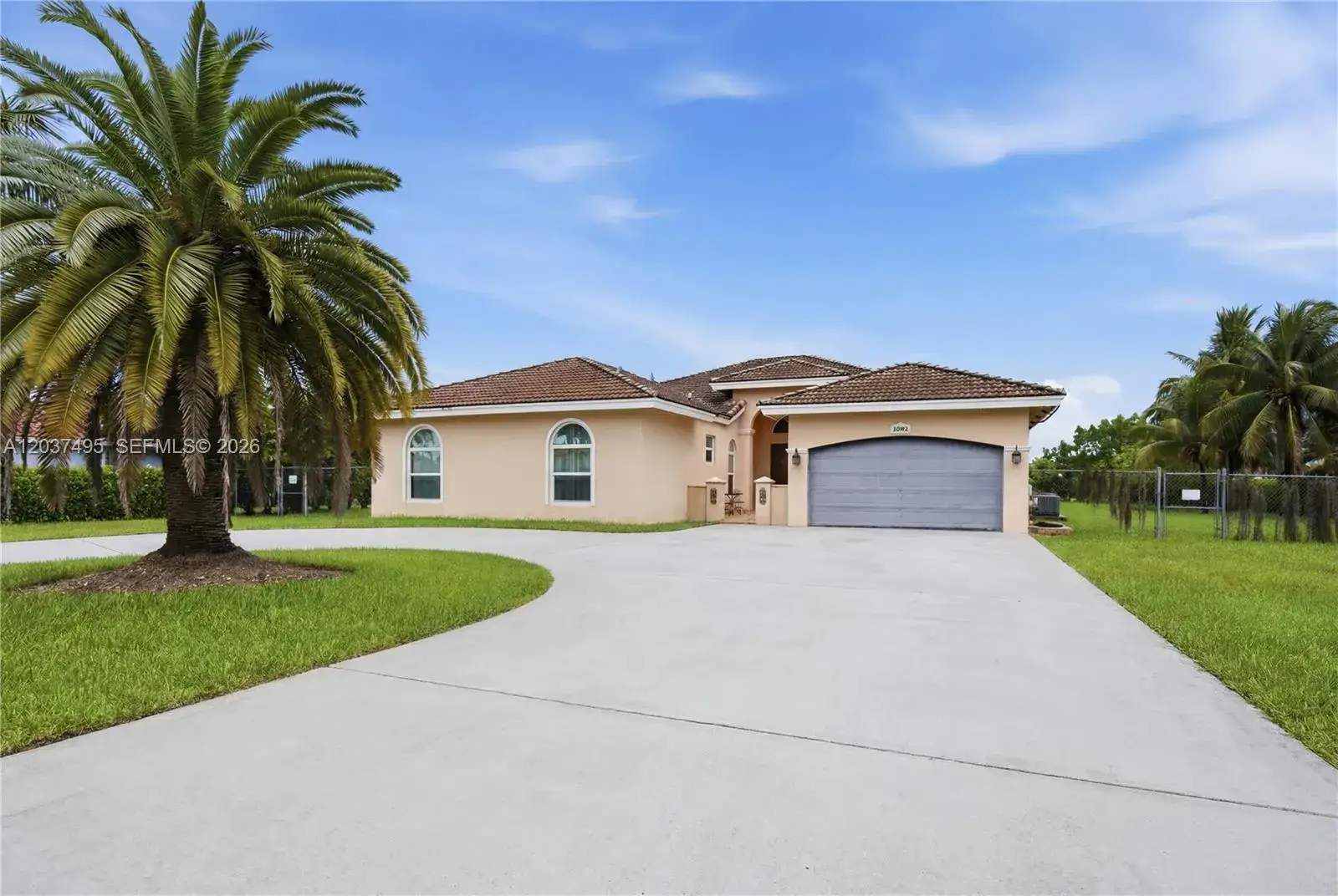 5 bedroom 4 bath Residential for sale at 16933 SW 215th Ter, Miami FL 33187