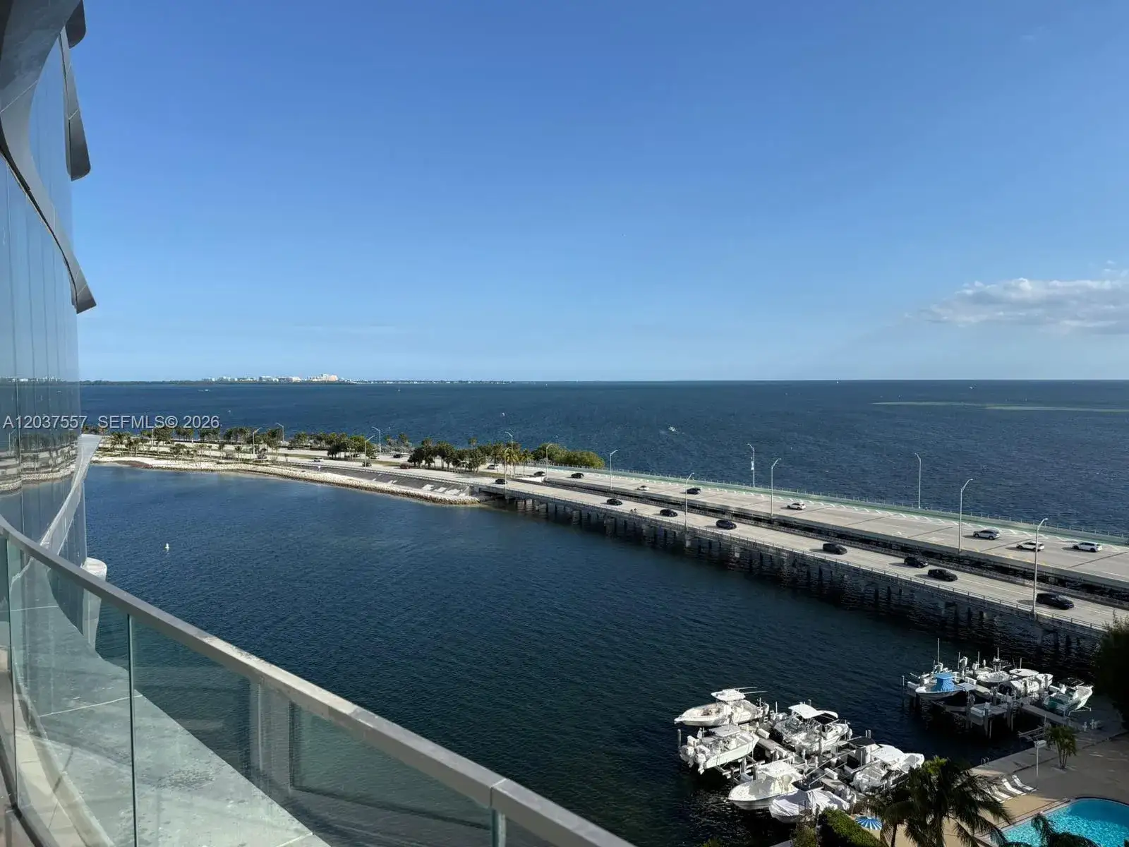 2 bedroom 2 bath Residential Lease for rent at 175 SE 25th Rd # 903, Miami FL 33129