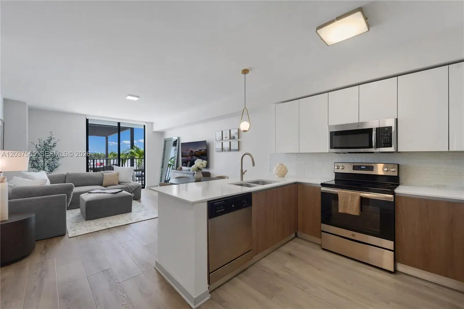 1 bedroom 1 bath Residential Lease for rent at 1501 SW 37th Ave # 1307, Miami FL 33145