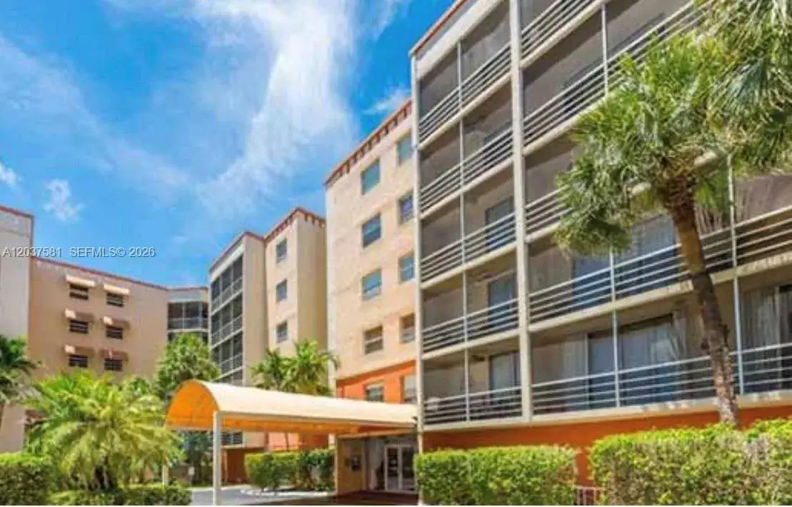 1 bedroom 1 bath Residential Lease for rent at 2821 N Miami Beach Blvd # T, North Miami Beach FL 33160