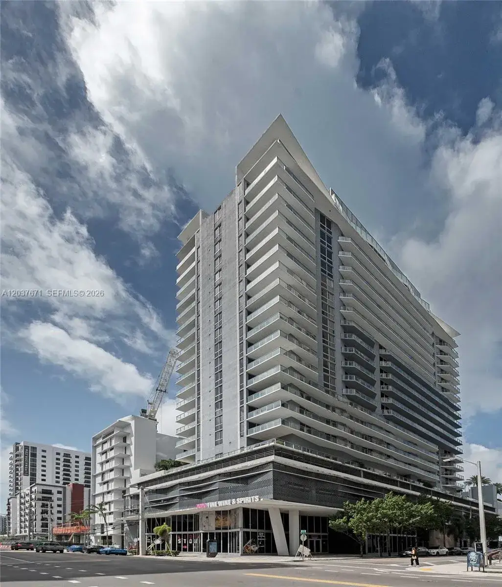 2 bedroom 2 bath Residential Lease for rent at 1010 SW 2nd Ave # 1709, Miami FL 33130