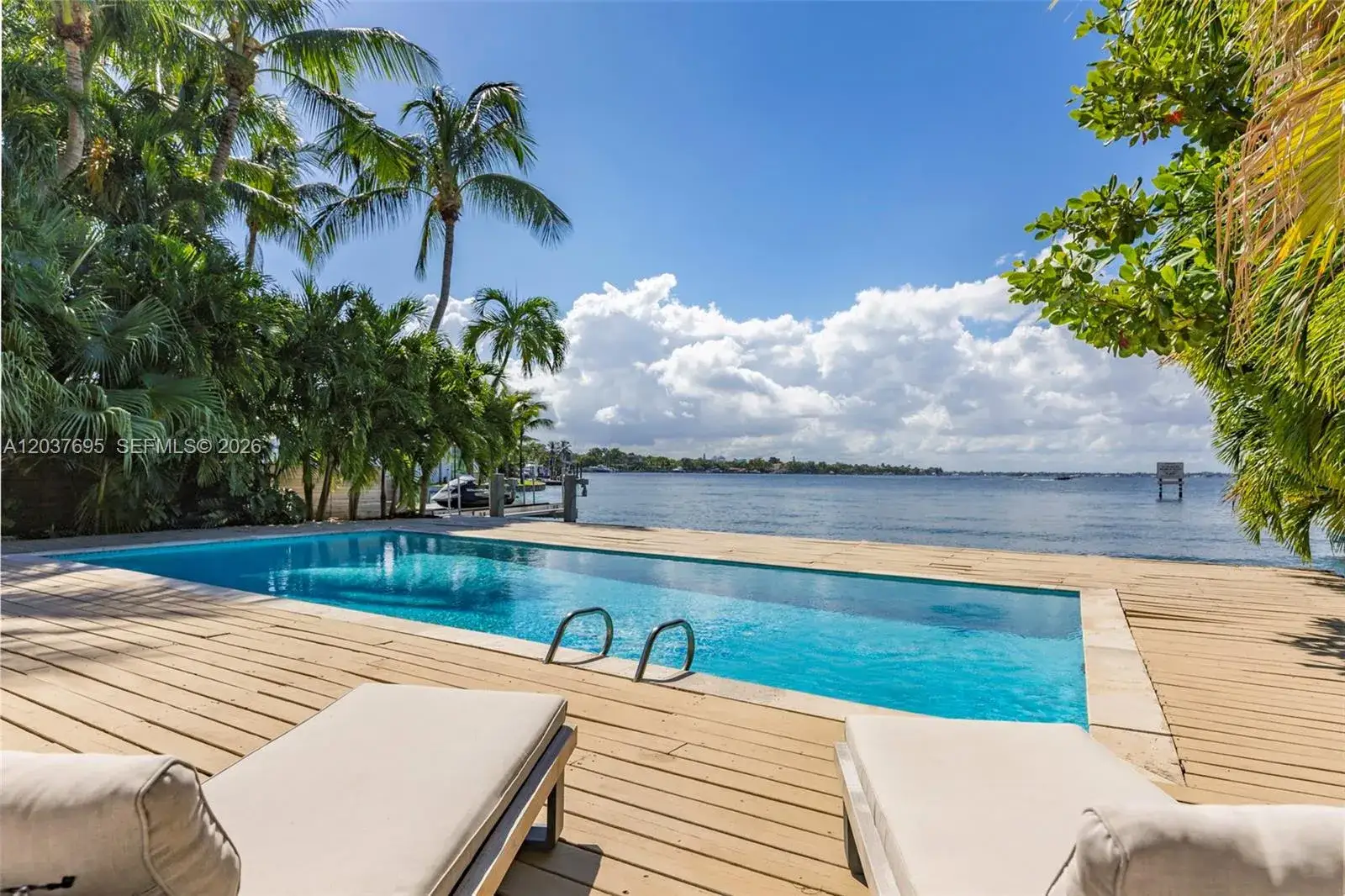 8220 Hawthorne Ave, Miami Beach FL 33141