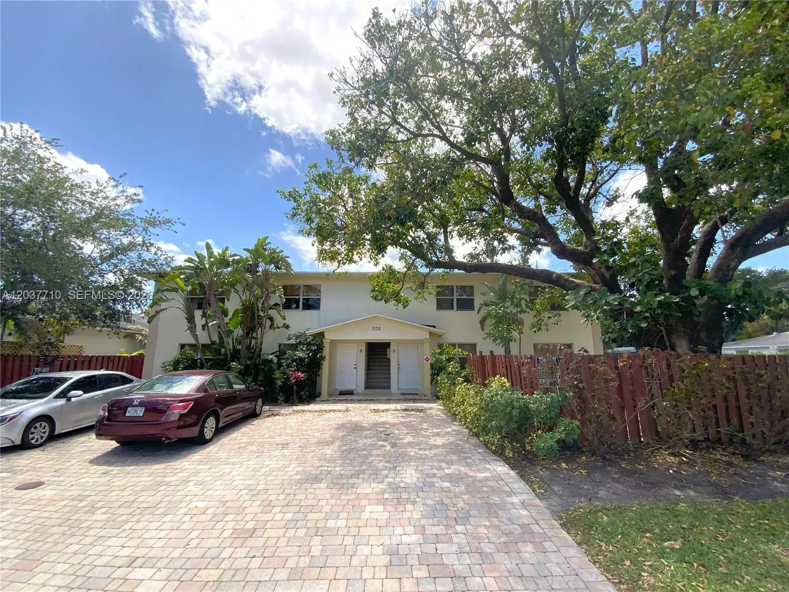 2 bedroom 1 bath Residential Lease for rent at 530 NE 15th Ct # 7, Fort Lauderdale FL 33304