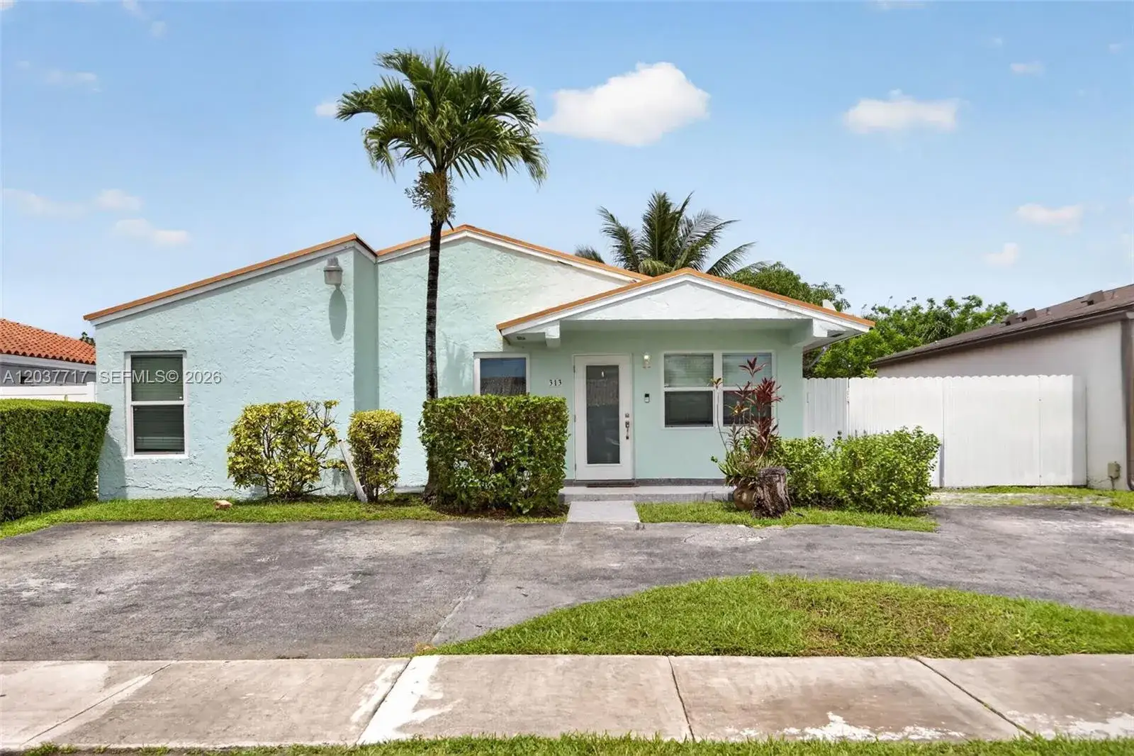 4 bedroom 3 bath Residential Lease for rent at 313 NW 132nd Pl, Miami FL 33182