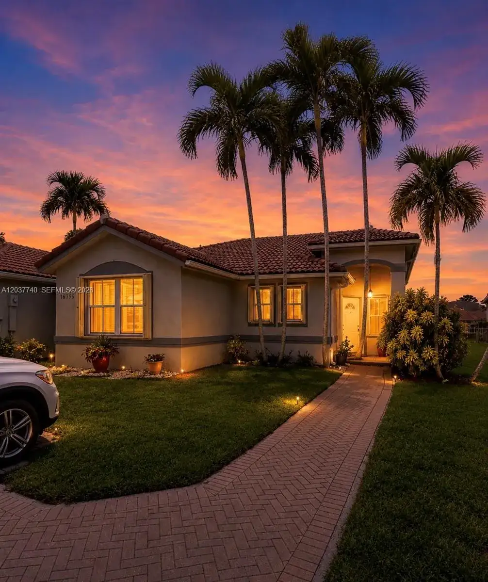 3 bedroom 2 bath Residential Lease for rent at 16355 SW 46th Ter # 16355, Miami FL 33185