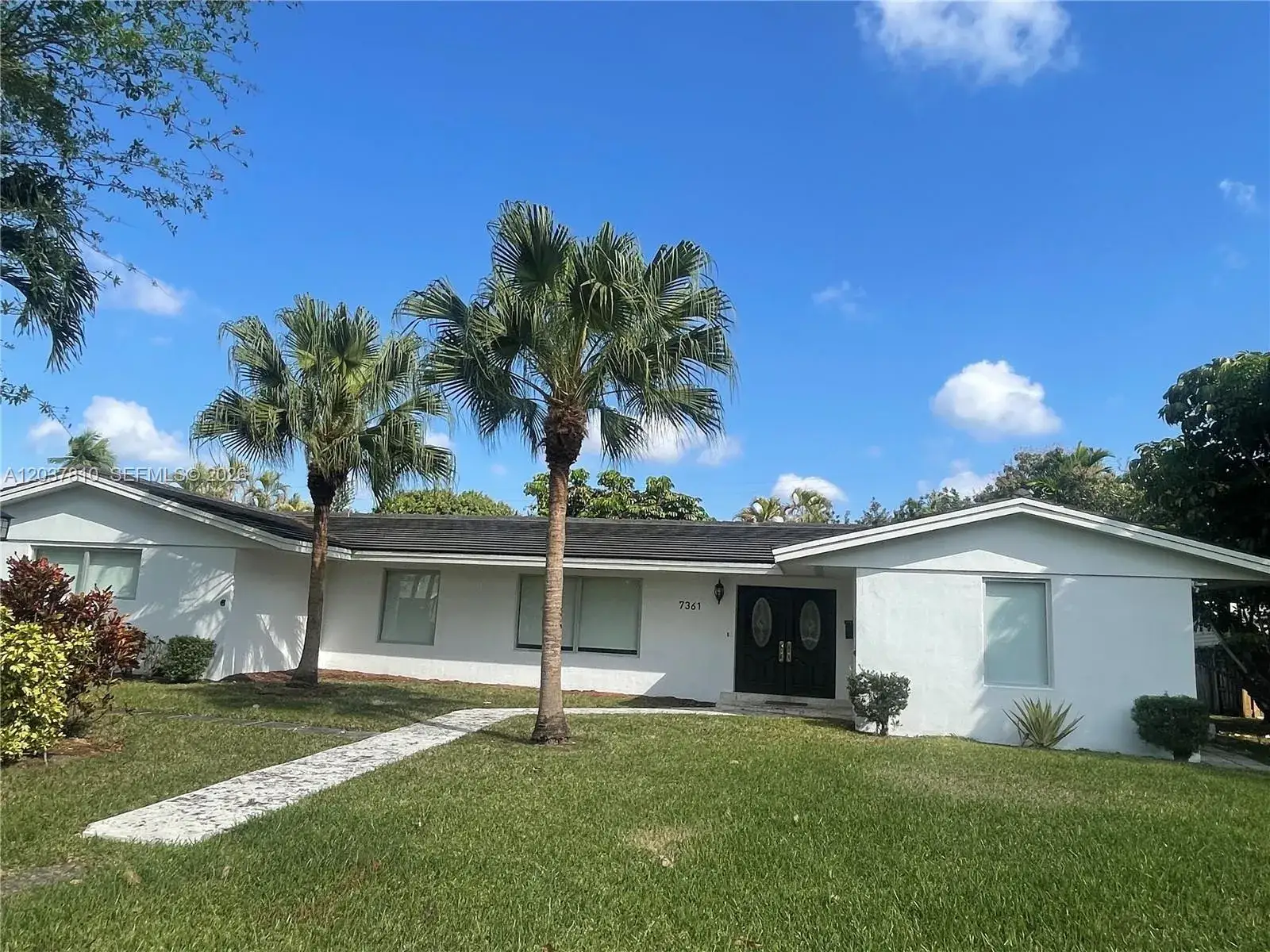 7361 SW 117th Ter, Pinecrest FL 33156