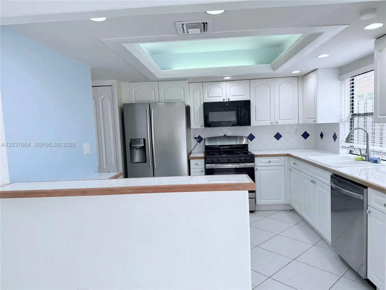 3 bedroom 2 bath Residential Lease for rent at 10532 SW 112th Ave, Miami FL 33176