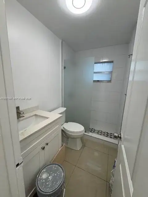2 bedroom 1 bath Residential Lease for rent at 120 NW 10th Ave # 2, Miami FL 33128