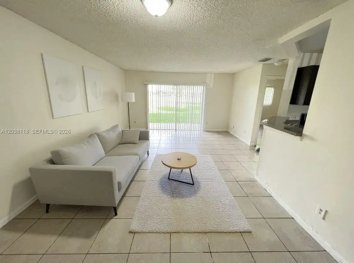 2 bedroom 2 bath Residential for sale at 3417 NW 44th St # 104, Oakland Park FL 33309