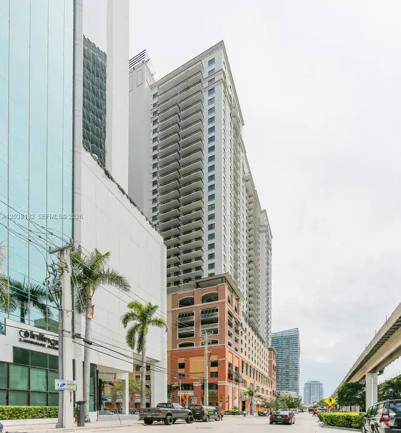 2 bedroom 2 bath Residential Lease for rent at 999 SW 1st Ave # 3202, Miami FL 33130