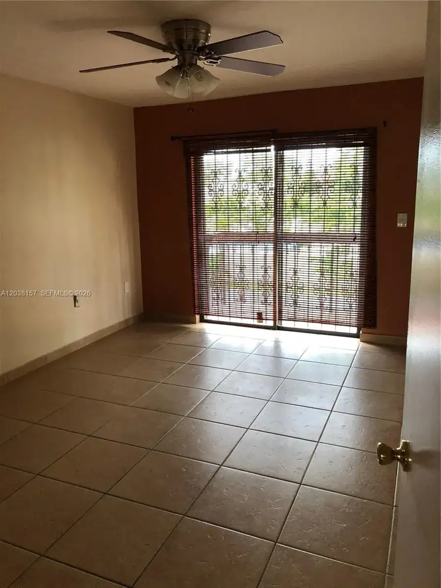 3 bedroom 2 bath Residential Lease for rent at 3808 SW 79th Ave # 63, Miami FL 33155