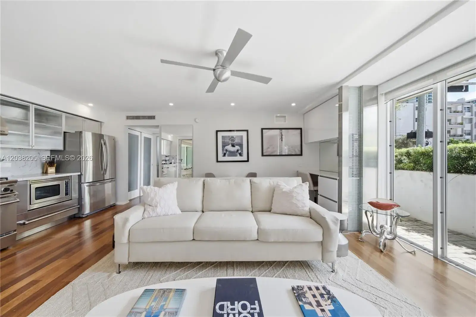 1 bedroom 1 bath Residential for sale at 1601 West Ave # 101, Miami Beach FL 33139