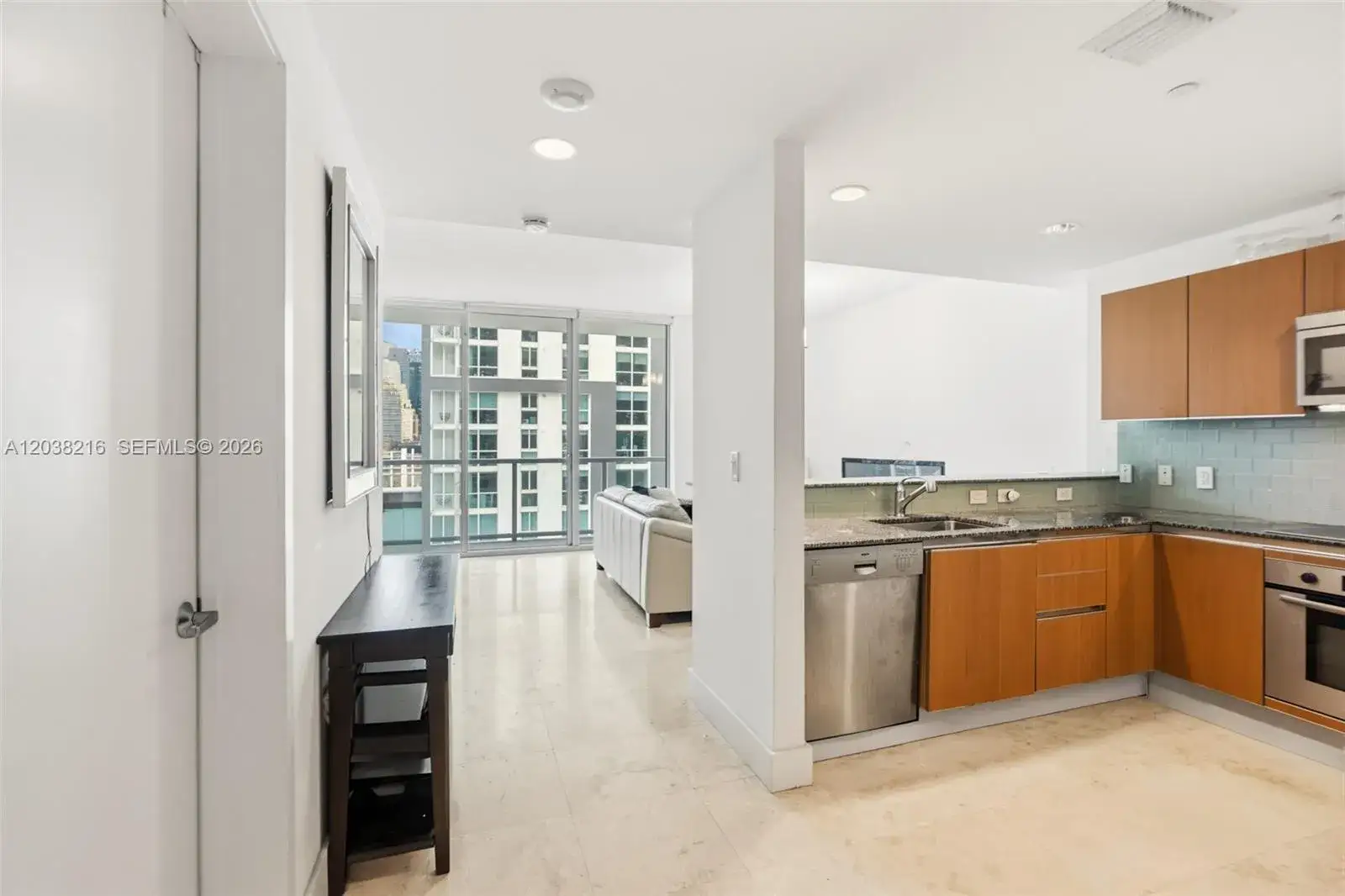 1 bath Residential for sale at 1050 Brickell Ave # 2112, Miami FL 33131